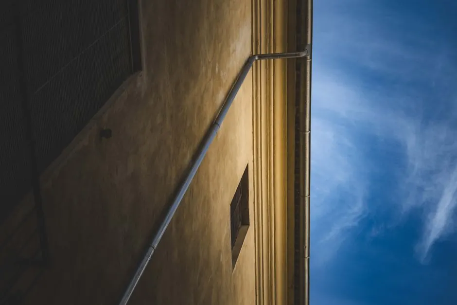 Seamless Gutter Installation